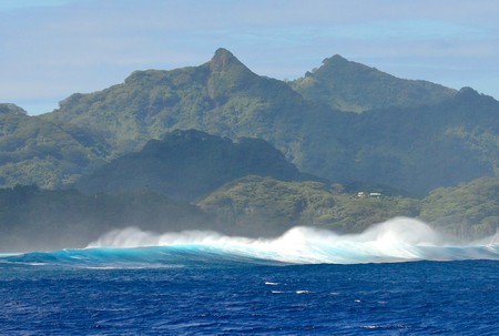 Bild: Surf at Tahiti