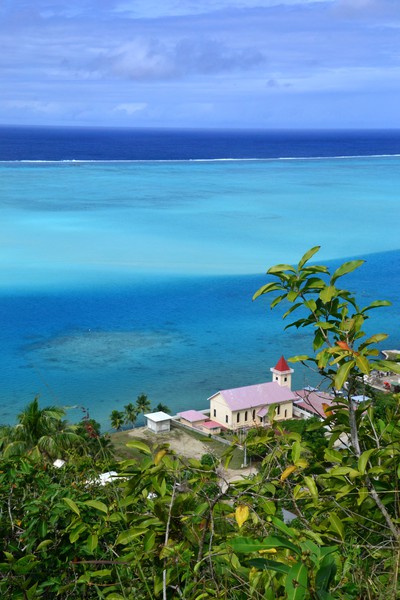 Bild: View on Maupiti outer reef and Tiriano